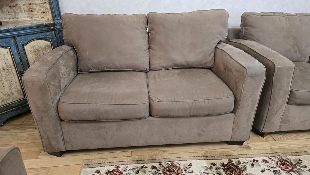 Диваны в гостиную (2 дивана)