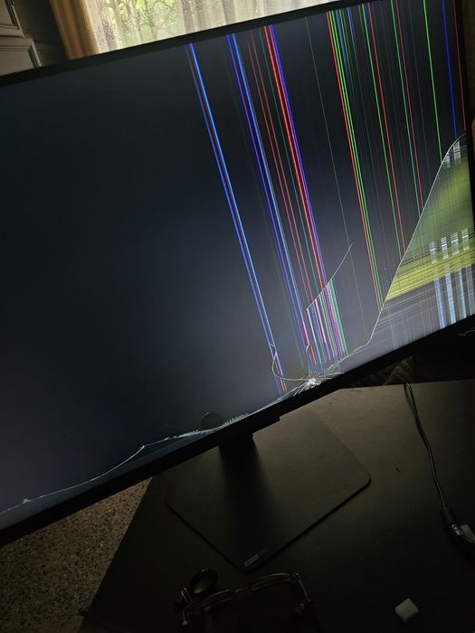 Монитор Samsung Odesey G5 32d.