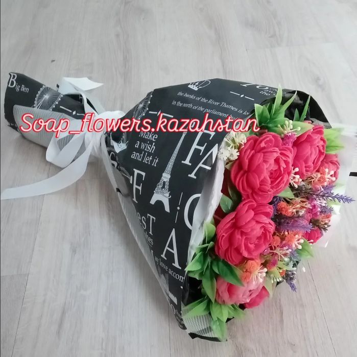 Букет пионов , хедмейд