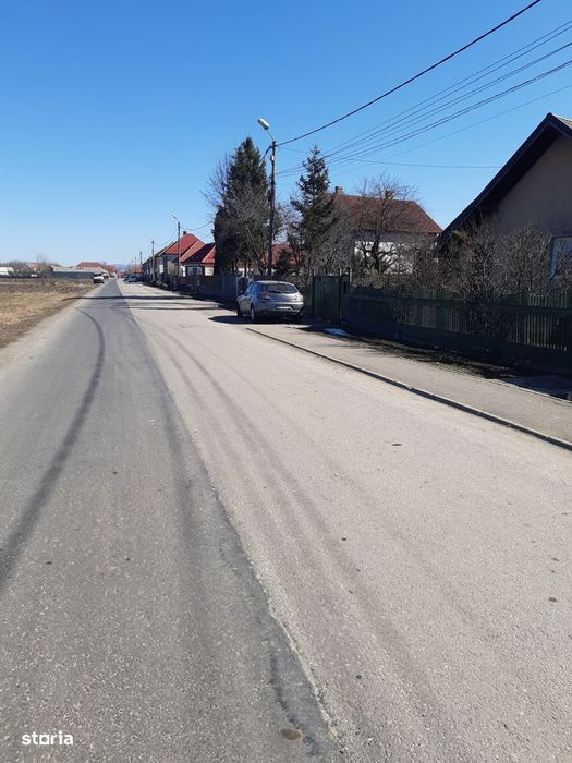 Vand teren intravilan, construibil, utilitati, drum asfaltat, central
