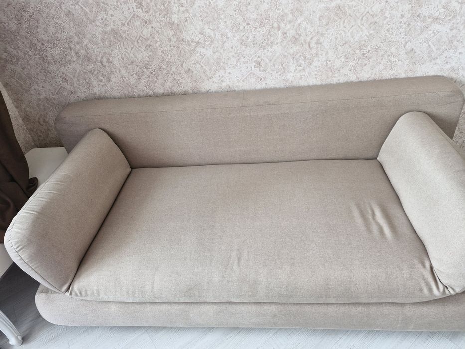 Продаю диван в хорошем состоянии