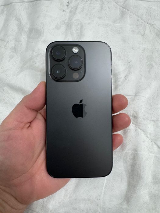 Продаю Айфон 14 про