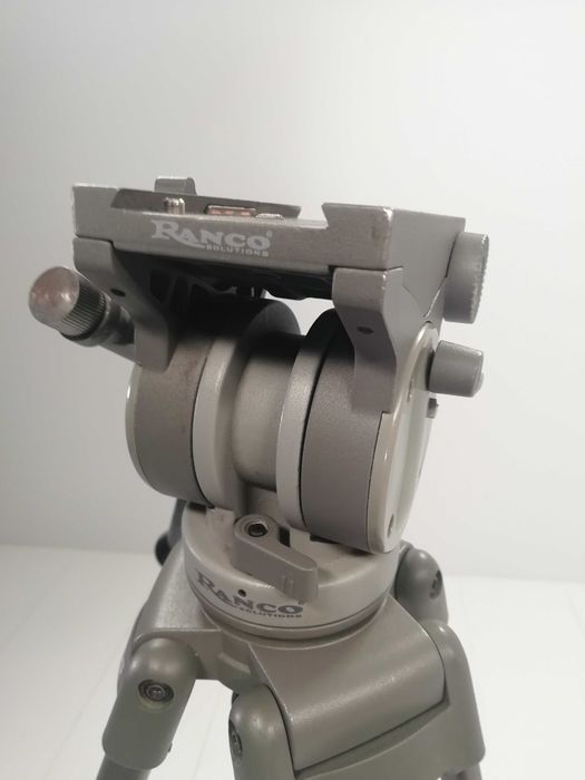 Штатив профессиональный