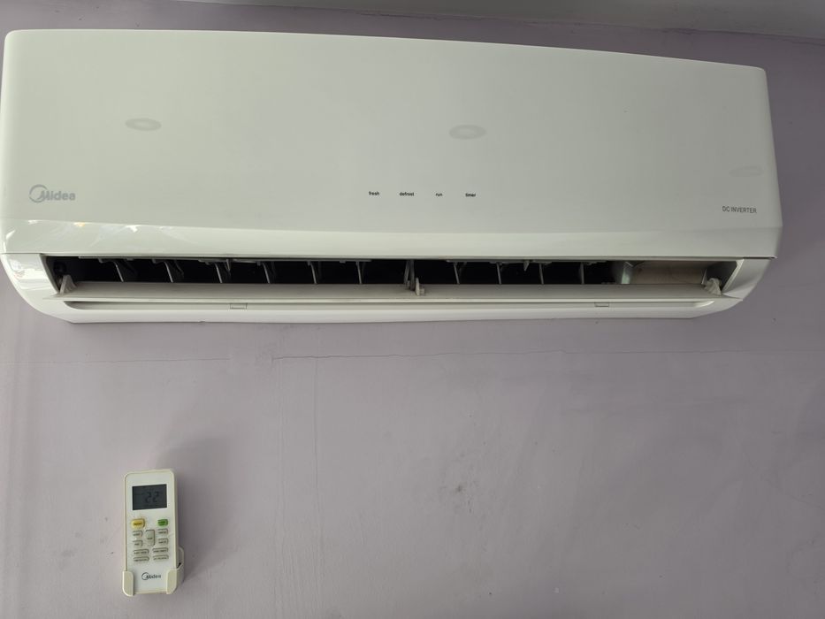 Климатик Midea BT12