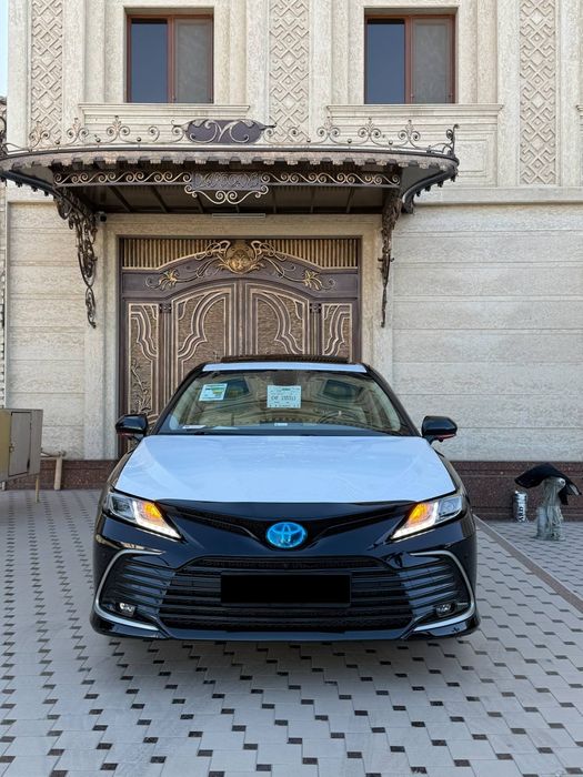 Tayota Camry hybrid 2.5 Mator