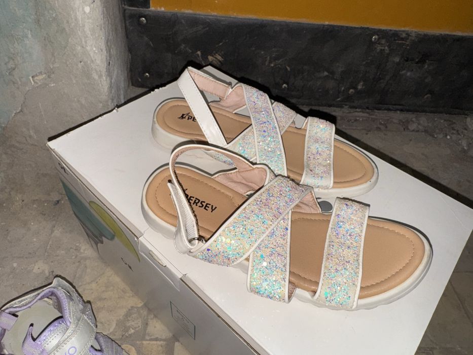 Продается по 25.000 тысячи