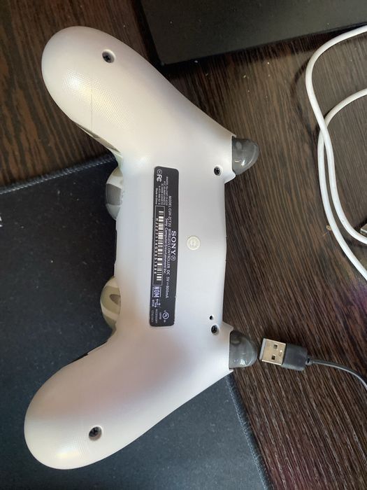 Продам джойстик пс4