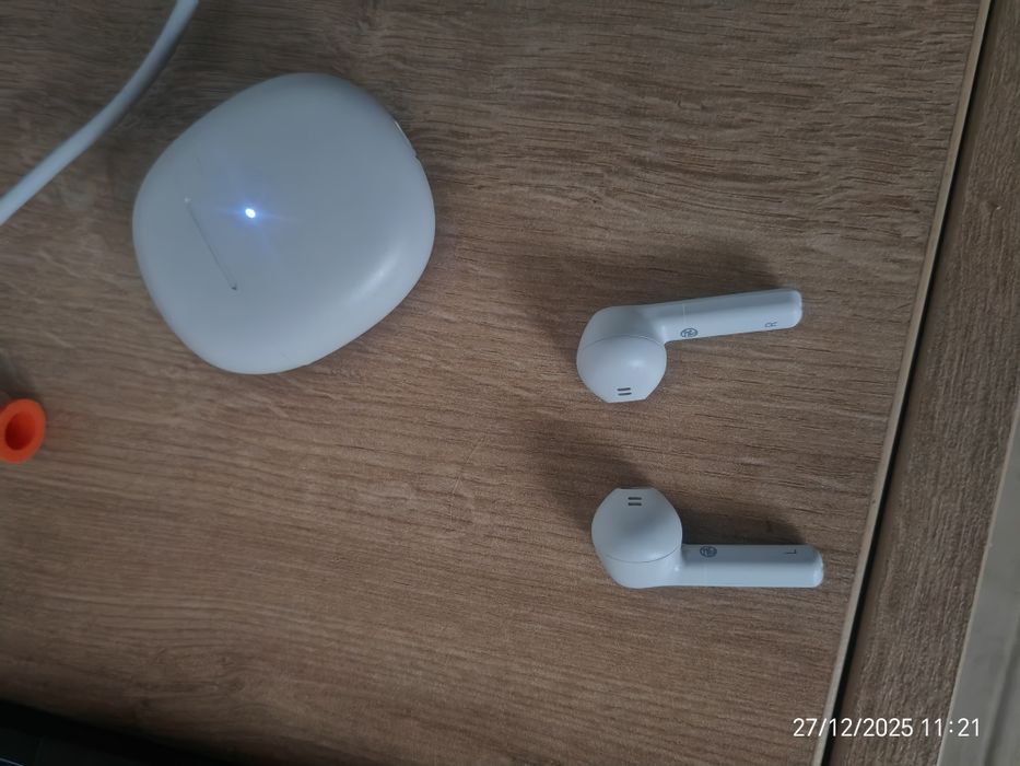 Vând Samsung Galaxy buds