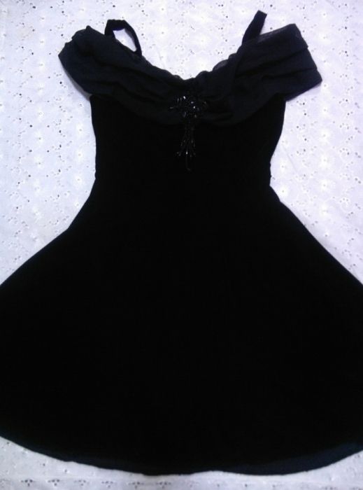 Продаю велюровое платье сарафан