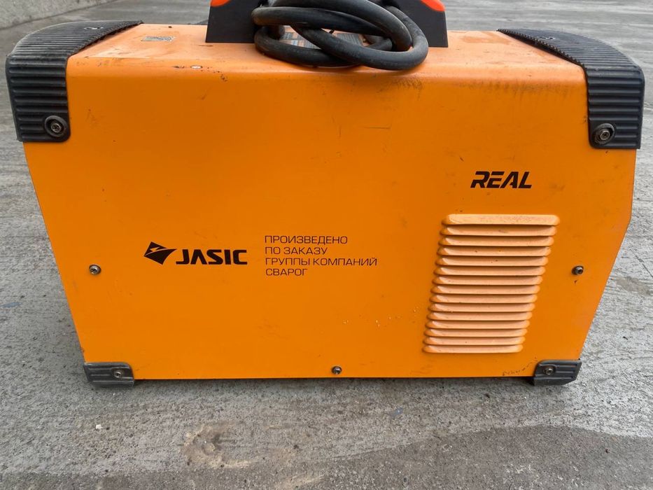 Аргонодугавой сварочний апарат СВАРОГ реал тиг 200