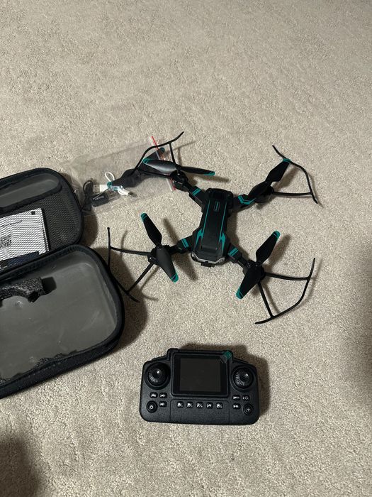 Drona noua cu telecomanda ecran digital, 5000 m