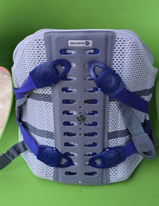 Ортеза за гръб Bauerfeind Spinova