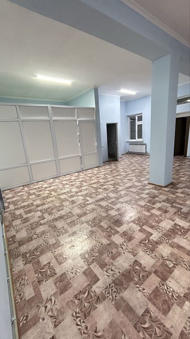 Сдаётся просторное коммерческое помещение