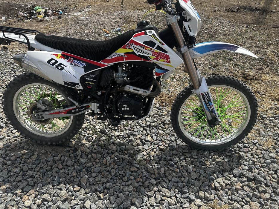 Продаю мото 300 куб 06