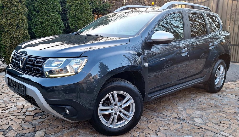 DUSTER GPL de fabrica ,1600 cm , rate