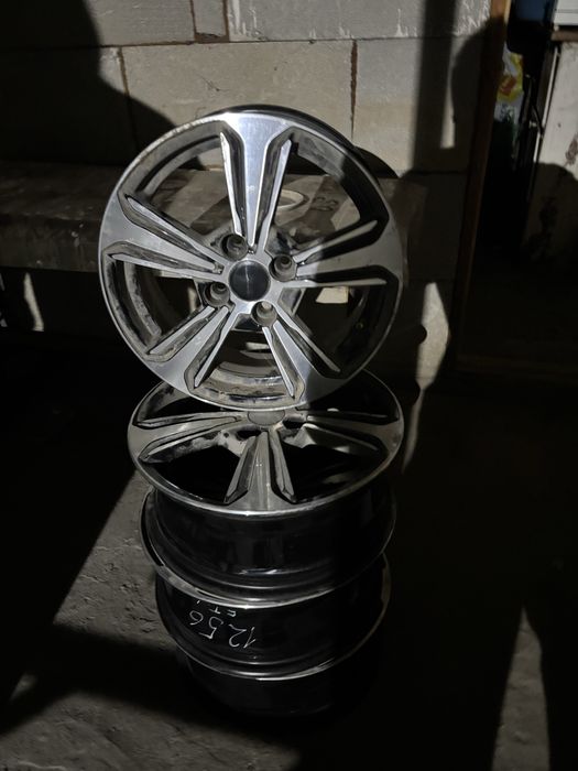 Диски R15 в хорошем состоянии