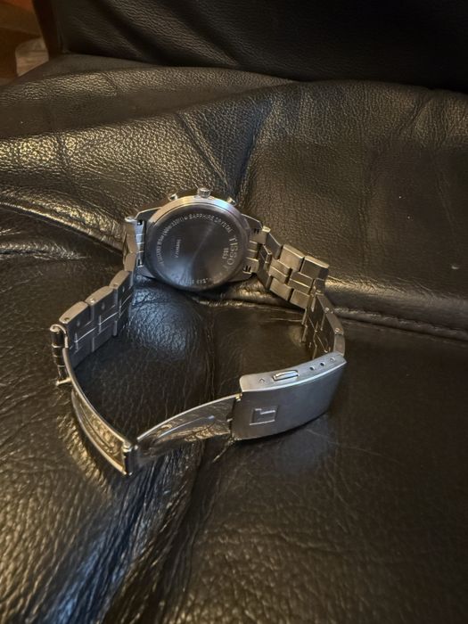 Продам Tissot pr100 часы оригинал