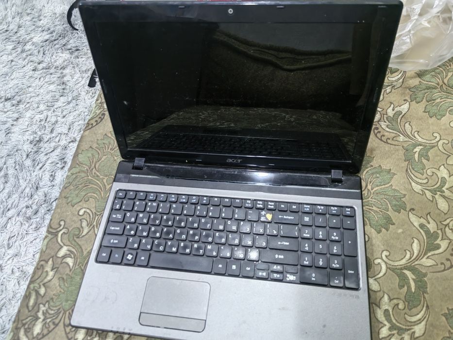 продам acer aspire 5560