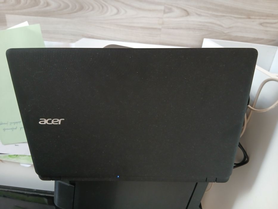 Vand laptop Acer