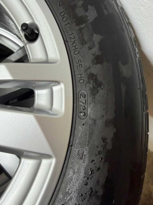 Jante 17 5x112 ET40 7J + 215/65 R17 Hankook vara Audi Q3