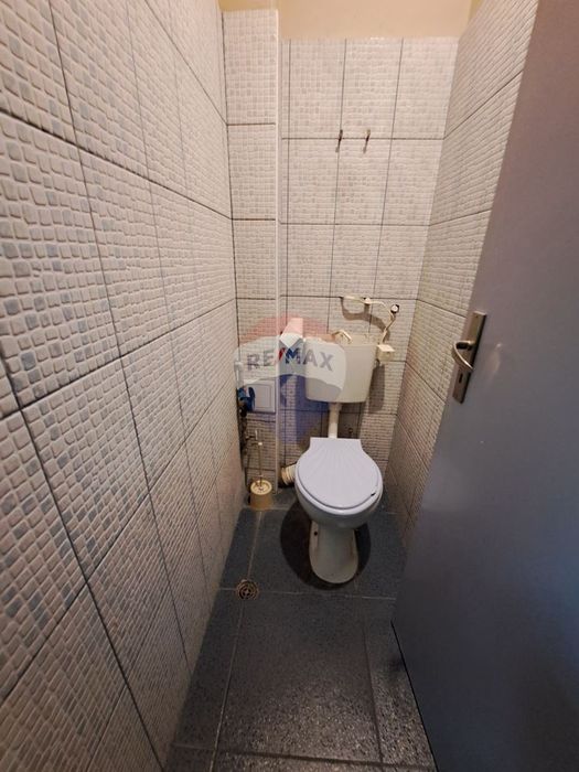 Дава се под наем Офис в Варна, Лятно кино Тракия - 45 кв.м за 255 € - Снимка #9