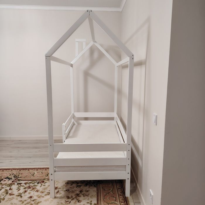 Продам детскую кровать