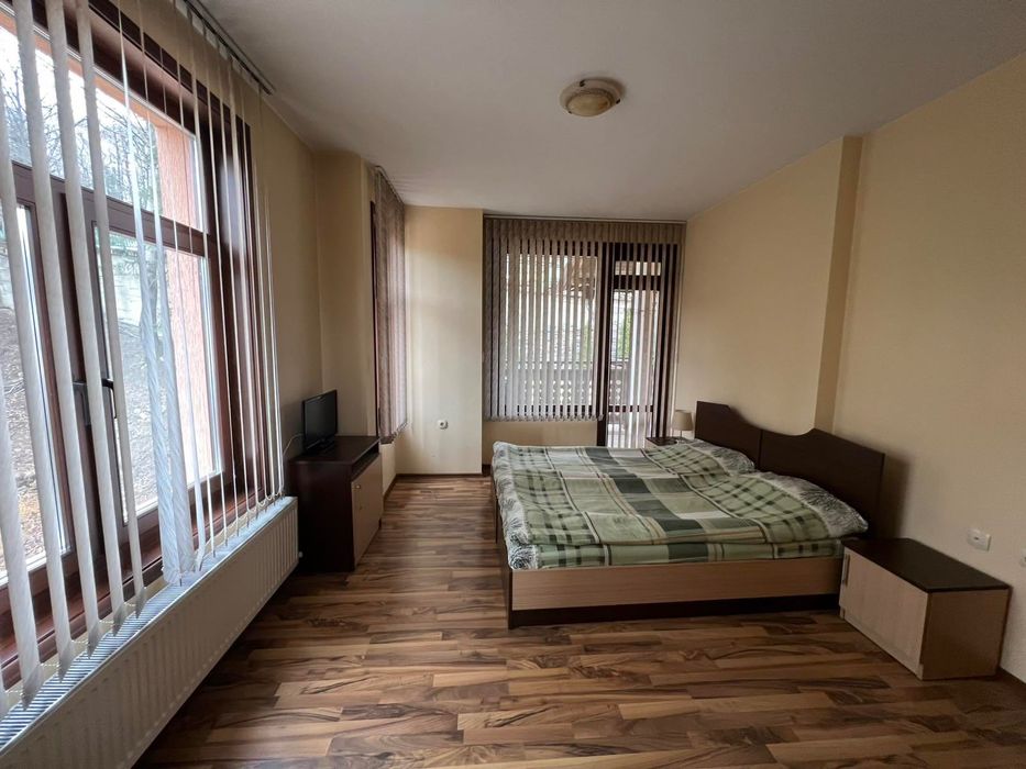 Дава се под наем Заведение в Смолян, Долно Райково - 300 кв.м за 306 € - Снимка #13