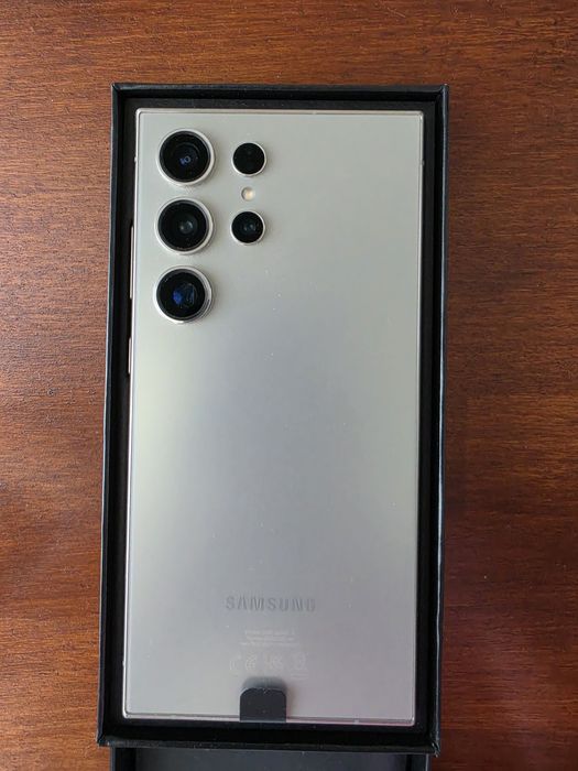 Телефон Samsung Galaxy S24 Ultra Titanium Gray 12/256Gb  1г. Гаранция