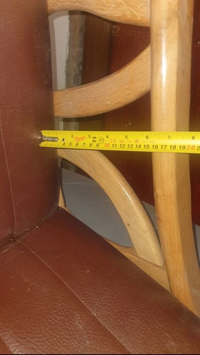 Scaune piele cu cadru din lemn masiv