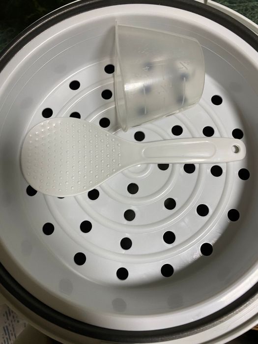 Продам пароварка, мультиварку, микроволновку