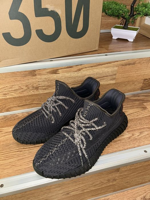 Yezzy 359 Black