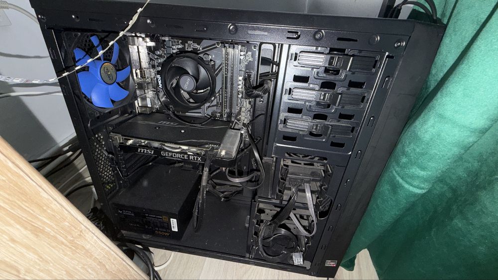 Pc gaming mid