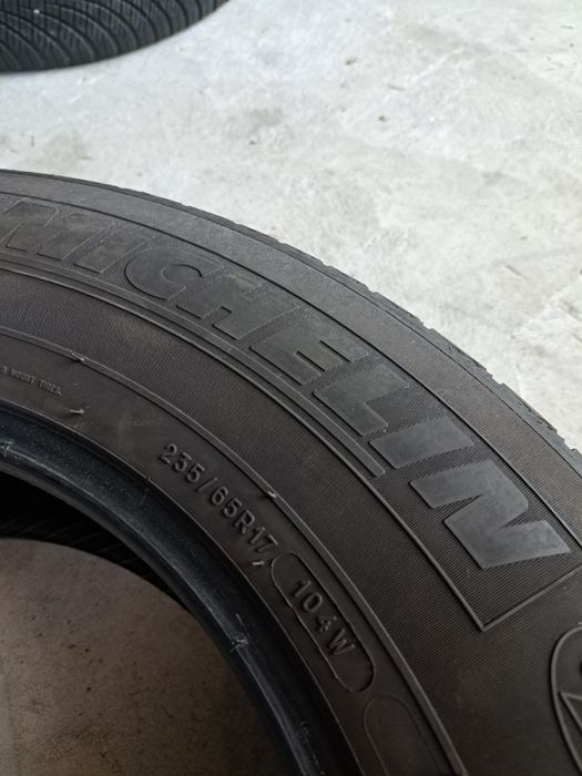 4 anvelope vară 235 65 r17 Michelin