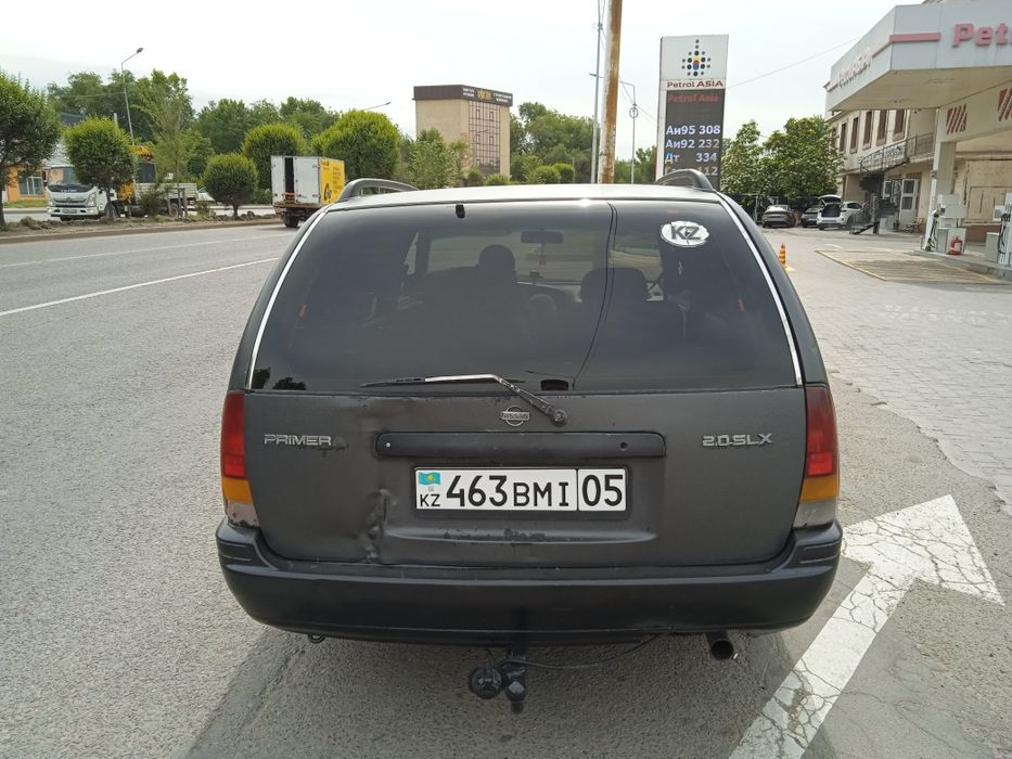 Nissan primera универсал 1993