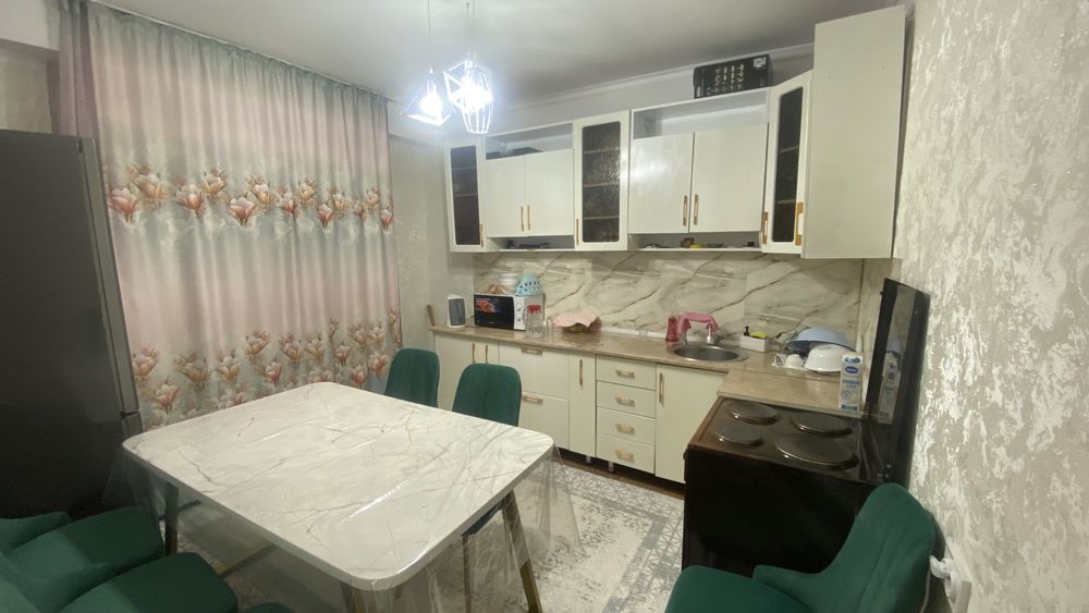 Продам квартиру или обен на 3-4кв 2-3этаж