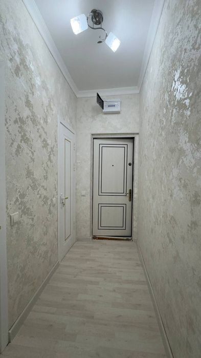 Срочно продаётся на Авиасозлар-3 (2/3/4 евро ремонт балкон 1.5х3)