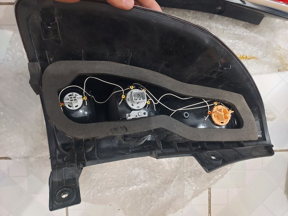 Фары на Prado 120