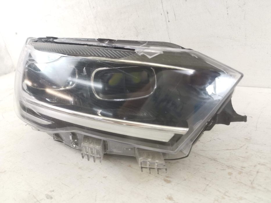 Фолксваген Поло 6 / Volkswagen Polo 6 Десен фар Full Led Volkswagen VW