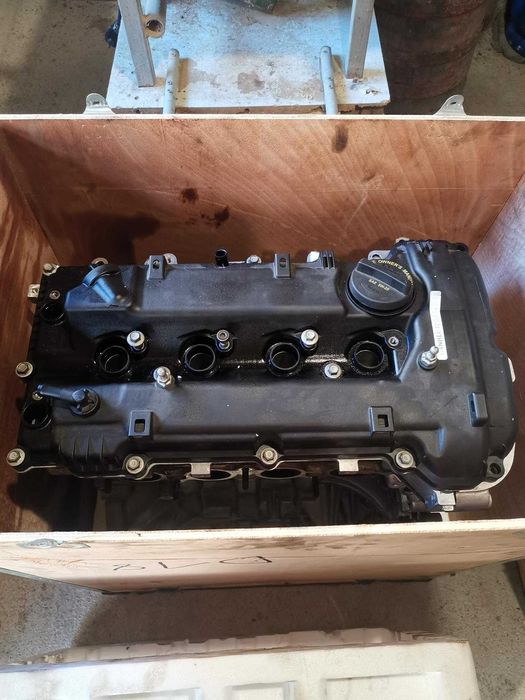 Двигател G4NH за Hyundai-Kia на части Глава Колянов вал Бутала, биели.