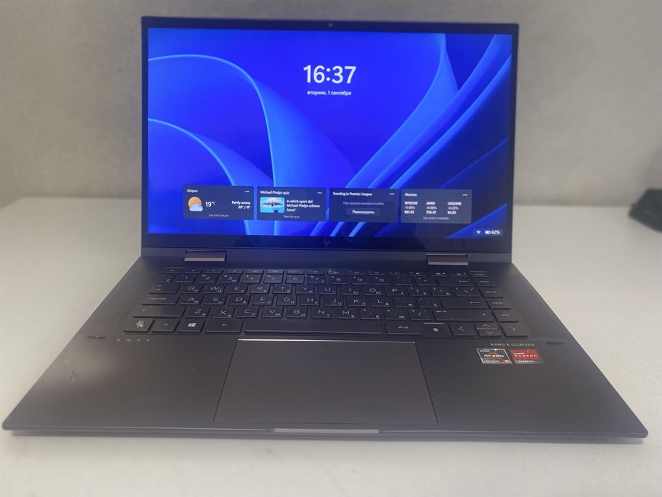 Ноутбук hp ENVY x360