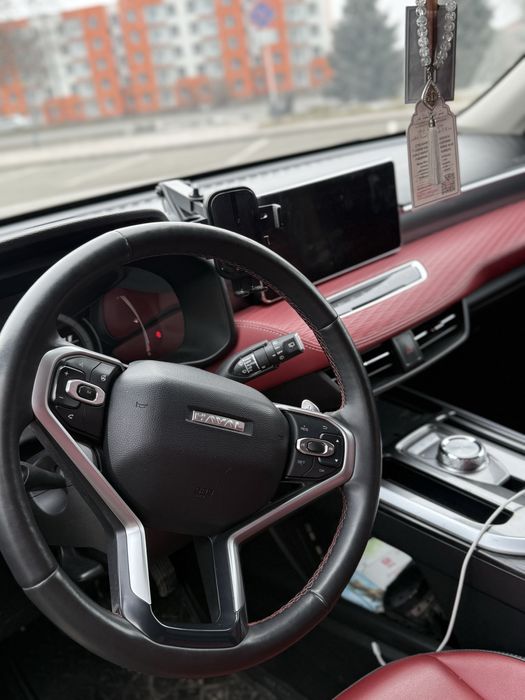 Машина Haval jolion 2023