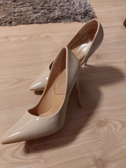 Vand pantofi eleganti Botineli