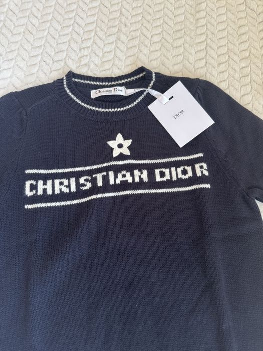 Дамски пуловер нов