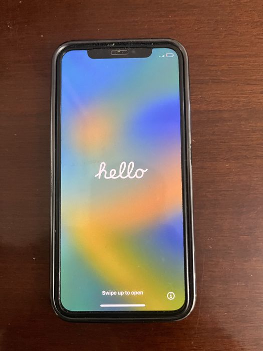 iPhone X 64gb в отличном состоянии