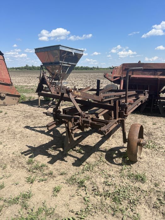 Продам плуг 2-х корпусный для мтз