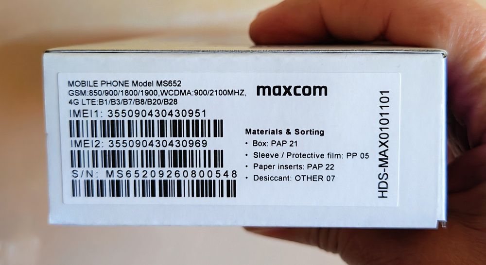 Smartphone MAXCOM MS652 Black Dual Sim 3/32 GB sigilat !