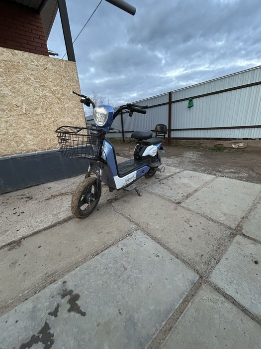 Электро мопед в хорошем сост.