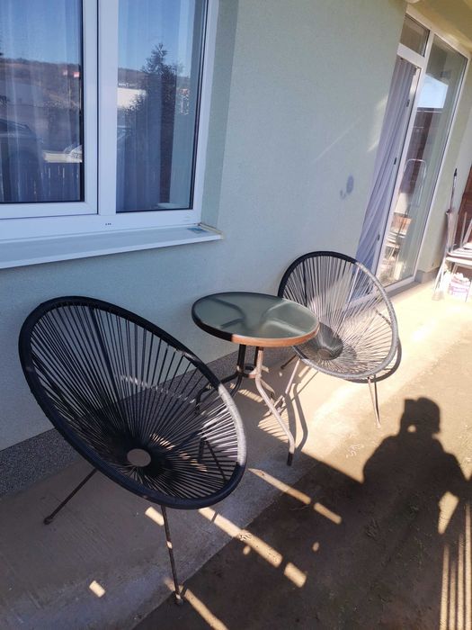 inchiriez apartament cu 2 camere, bloc nou, zona Auchan Iris