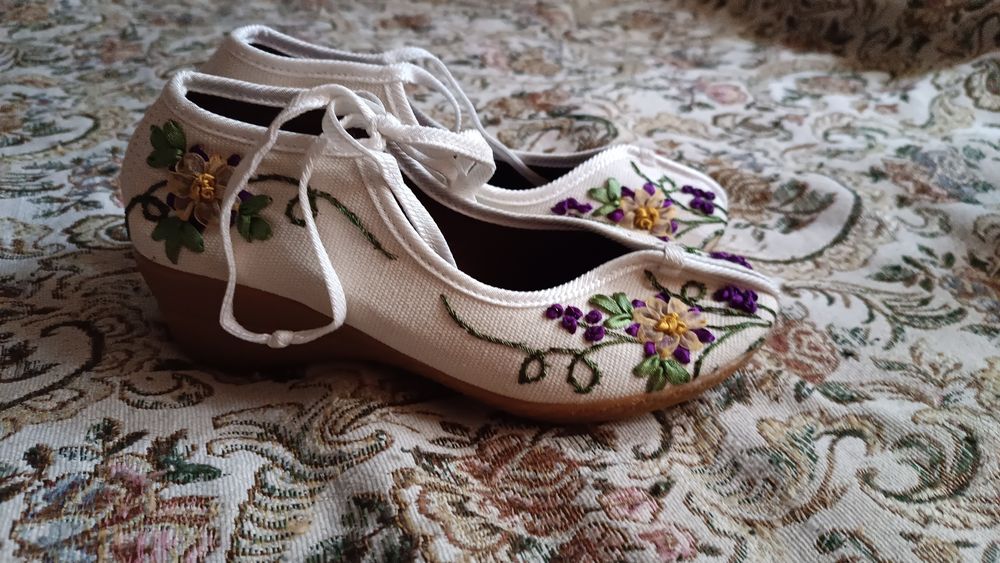 Продам обувь. Летние балетки.