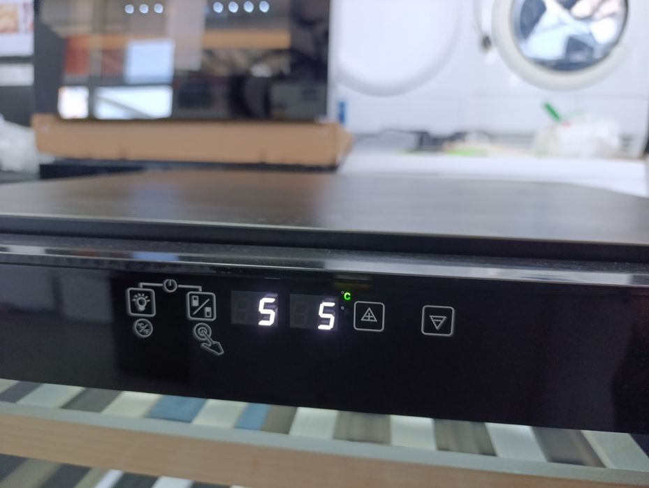 Хладилна Витрина за вграждане FRILEC